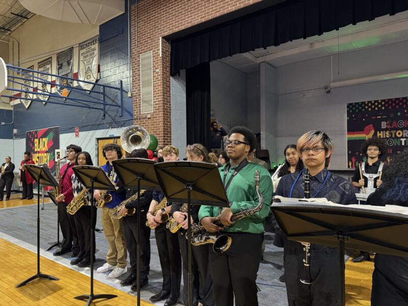 Image for the Tweet beginning: Yesterday D206 bands helped D168