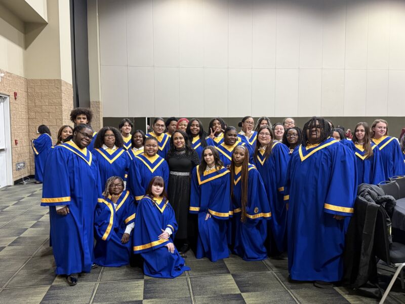 Image for the Tweet beginning: Our Show Choir had an