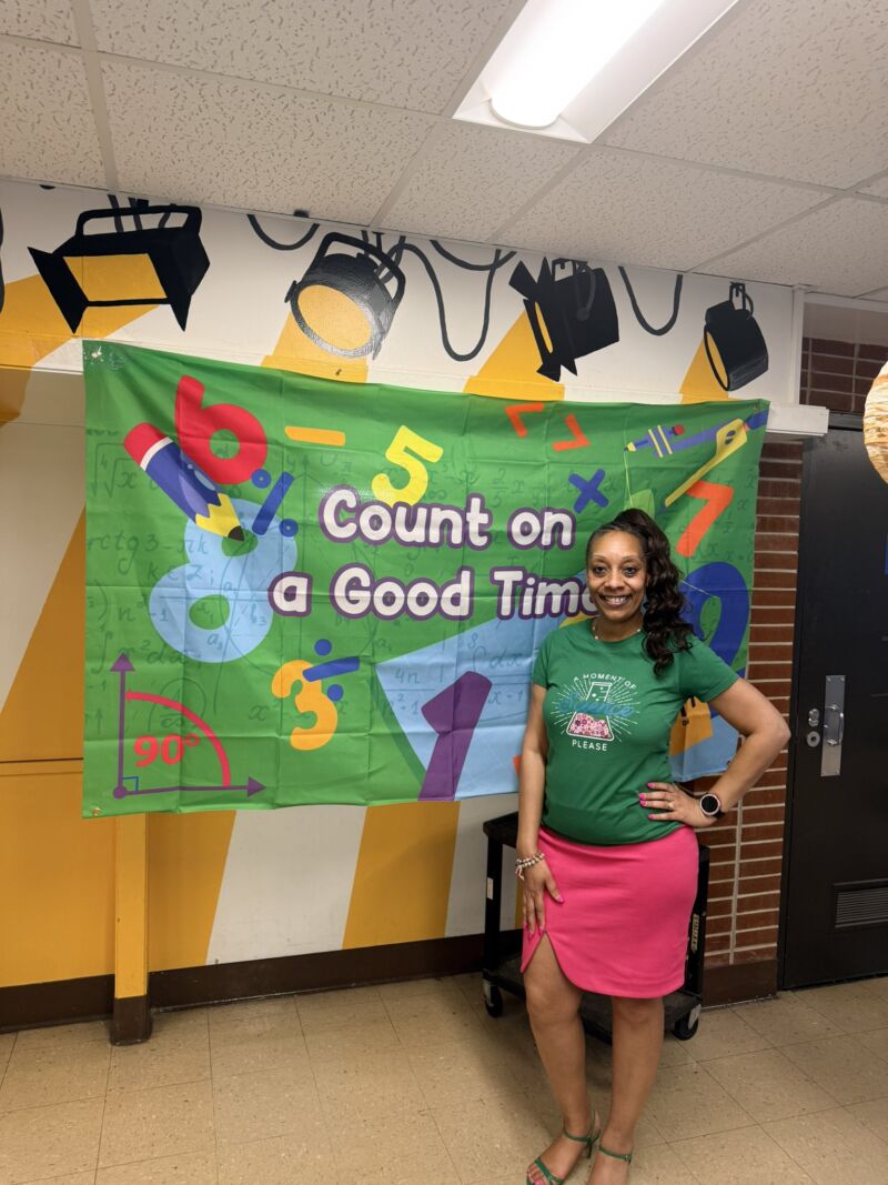 Image for the Tweet beginning: Science Expo 